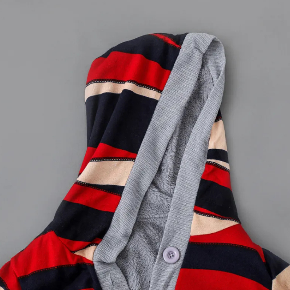 Gestreepte hoodie met capuchon, rood, zwart en beige, zachte voering, knoopsluiting, comfortabele kleding, modieuze herenkleding.