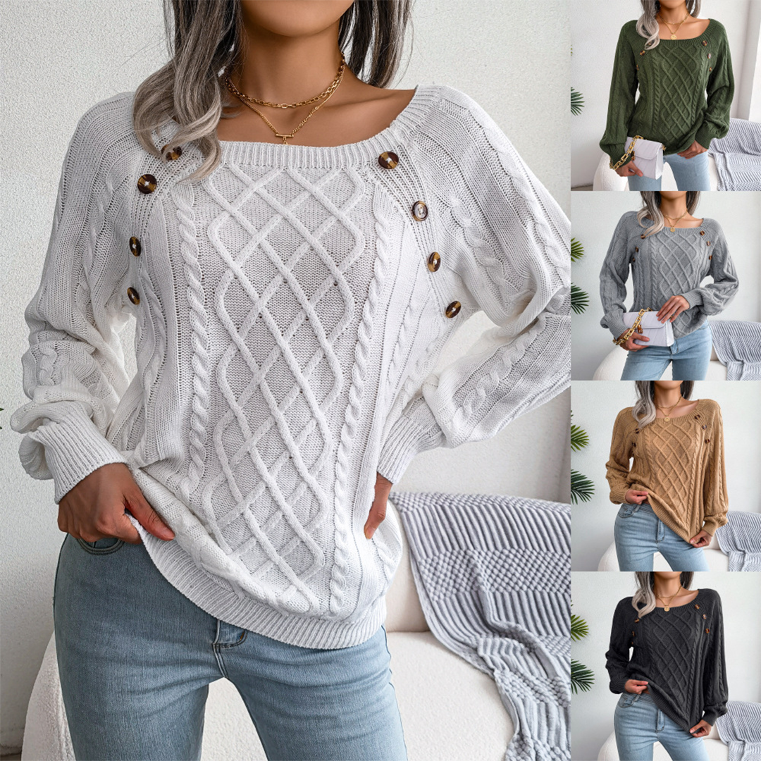 Vrouw draagt witte kabeltrui met knopen, casual stijl. Andere kleuren: groen, grijs, bruin, zwart. Perfect voor herfstmode en winteroutfits.