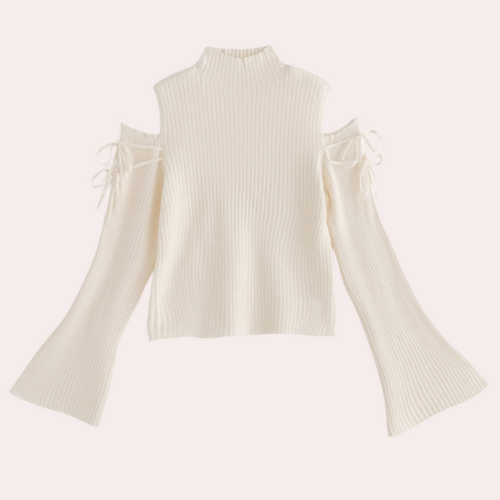Witte gebreide trui met open schouders en wijde mouwen, damesmode, trendy herfstkleding, stijlvolle casual outfit, comfortabele stof.