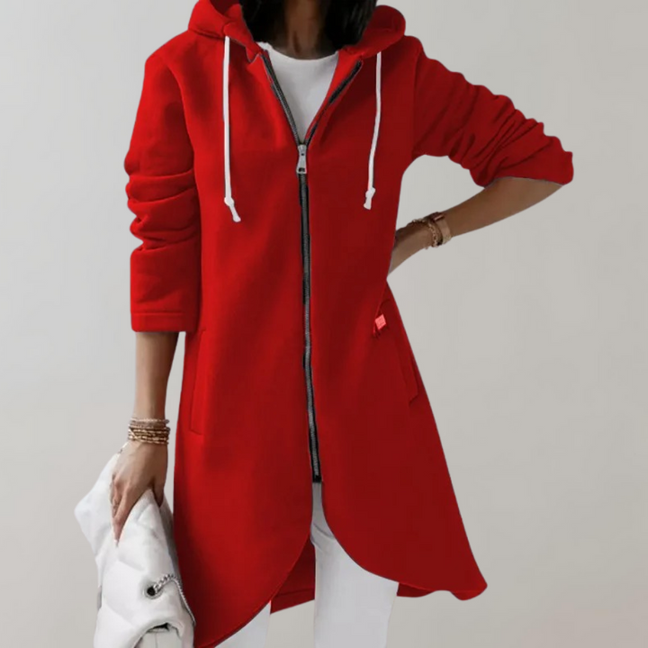 Rode damesjas met capuchon, ritssluiting en zakken, modieus en comfortabel. Perfect voor herfst- en wintermode. Trendy en stijlvol ontwerp.