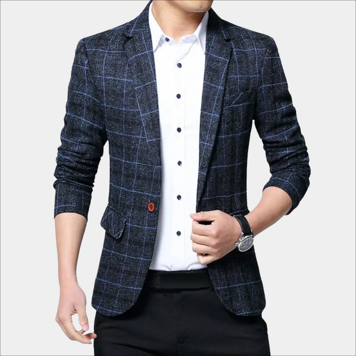 Man in blauw geruit colbert met witte overhemd en zwarte broek, zakelijke mode, stijlvolle herenkleding, formele outfit, moderne blazer.