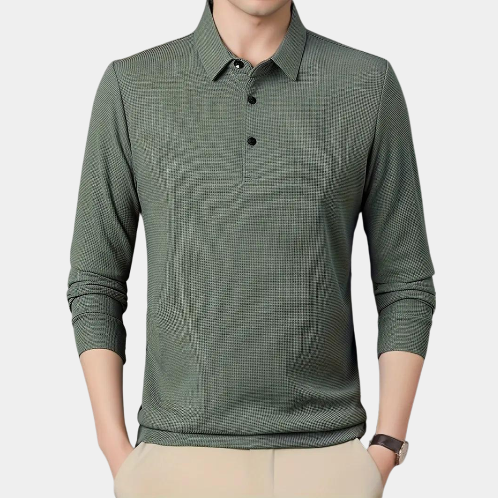 Groene polo met lange mouwen voor heren, gemaakt van ademende stof. Stijlvolle casual look, ideaal voor dagelijks gebruik. Verkrijgbaar in verschillende maten.