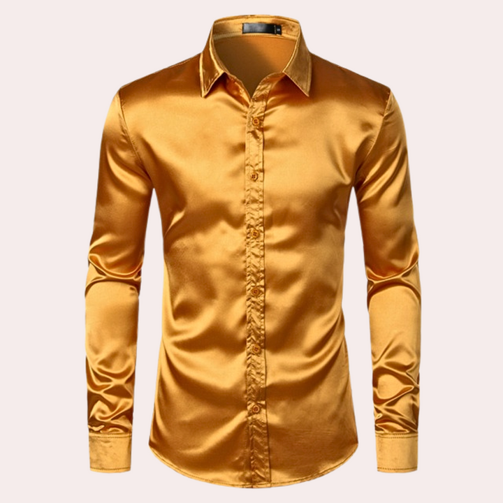Gouden satijnen overhemd voor heren met lange mouwen, klassieke kraag en knoopsluiting. Perfect voor formele gelegenheden en stijlvolle outfits.
