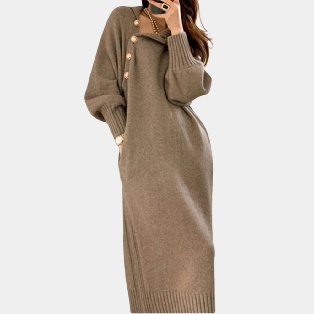 Khaki oversized trui jurk met knopen, lange mouwen en geribbelde boorden. Stijlvolle damesmode, comfortabel en trendy voor herfst en winter.