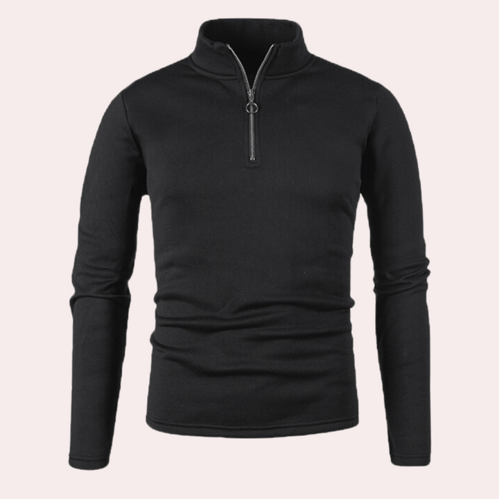 Zwarte herentrui met halve rits, lange mouwen en opstaande kraag. Perfect voor casual en wintermode. Comfortabele en stijlvolle pasvorm.