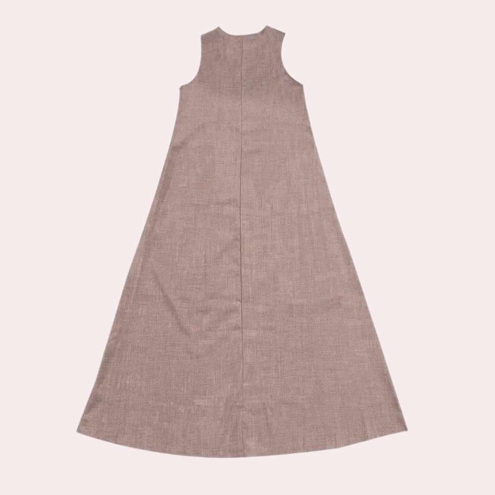 Roze mouwloze maxi-jurk, linnen textuur, A-lijn silhouet, minimalistisch ontwerp, perfect voor zomerse casual en elegante gelegenheden.