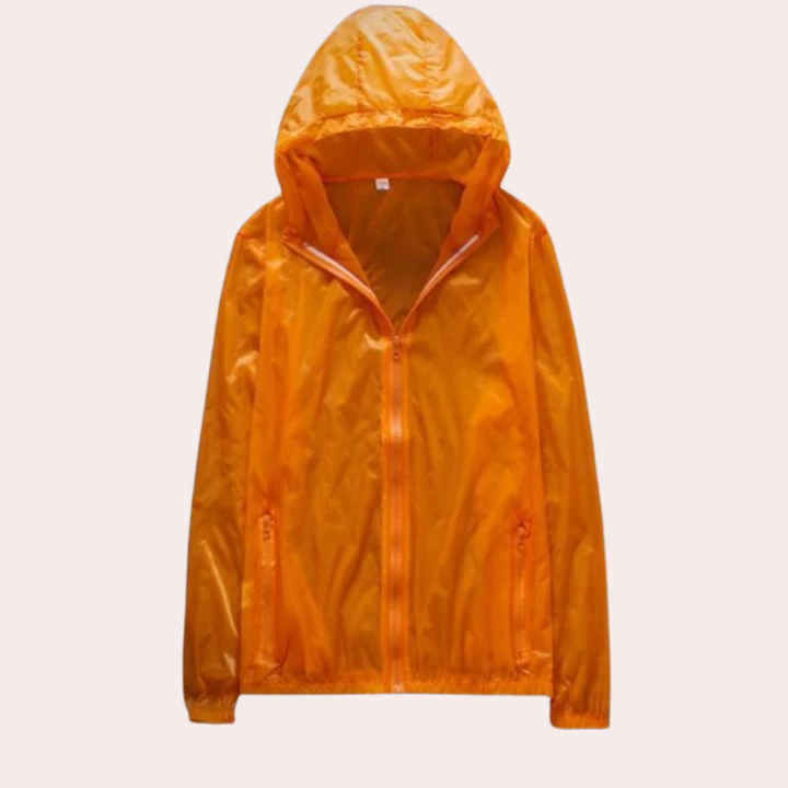 Oranje regenjas met capuchon, lichtgewicht en waterdicht, ideaal voor outdoor activiteiten. Stijlvolle en functionele jas voor heren en dames.