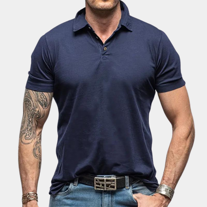 Donkerblauw poloshirt voor heren, korte mouwen, klassieke kraag, casual stijl. Perfect voor dagelijks gebruik en zomerse outfits.