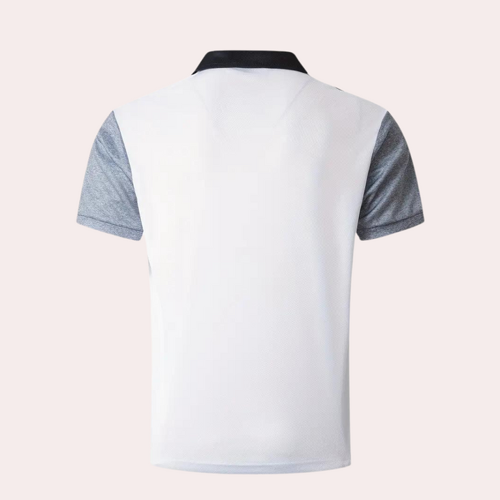 Grijs-wit poloshirt met korte mouwen, contrasterende kraag en sportieve uitstraling. Ideaal voor casual en sportieve gelegenheden.