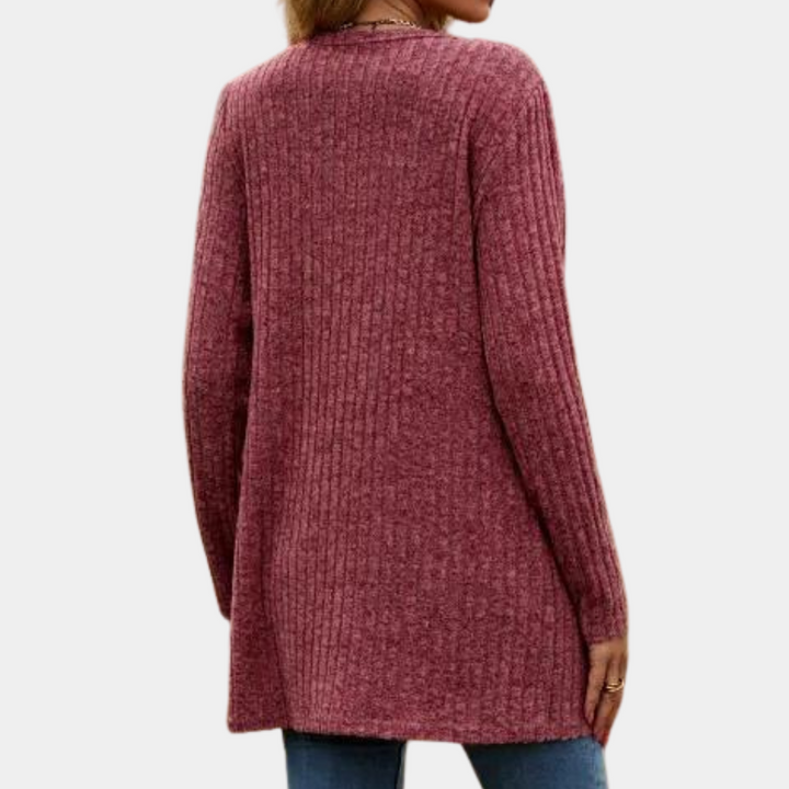 Rode gebreide damescardigan, lange mouwen, ribbelpatroon, casual stijl. Perfect voor herfst- en wintermode. Comfortabel en stijlvol.