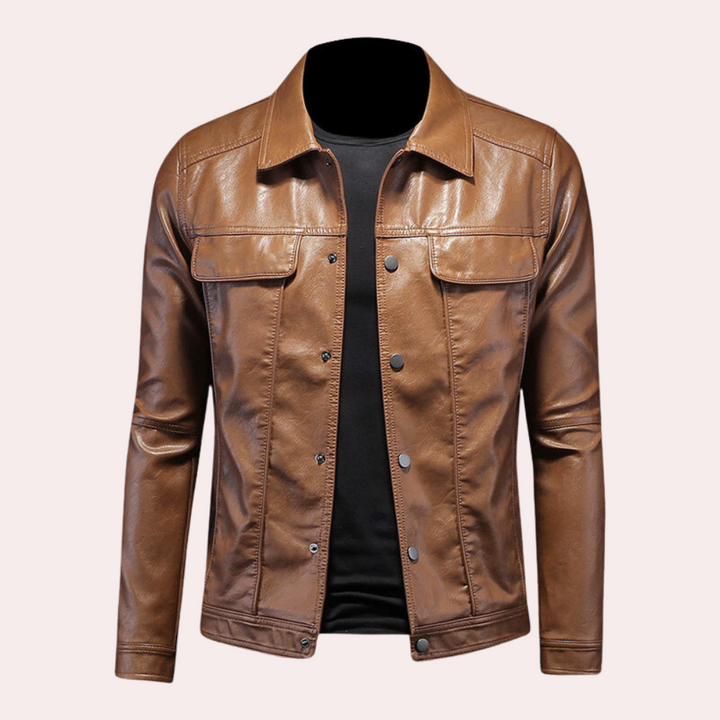 Bruine leren jas voor heren, stijlvolle casual look, met knopen en borstzakken. Perfect voor mode en comfort. Ideaal voor herfst en winter.