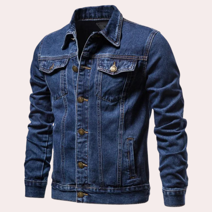 Donkerblauwe denim spijkerjas voor heren met knoopsluiting, borstzakken en klassieke kraag. Perfect voor casual en modieuze looks.
