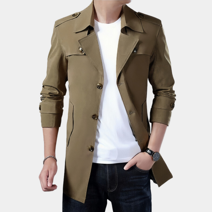 Khaki heren trenchcoat, stijlvolle jas met knopen, lange mouwen, geschikt voor casual en formele gelegenheden, modieuze herenkleding.
