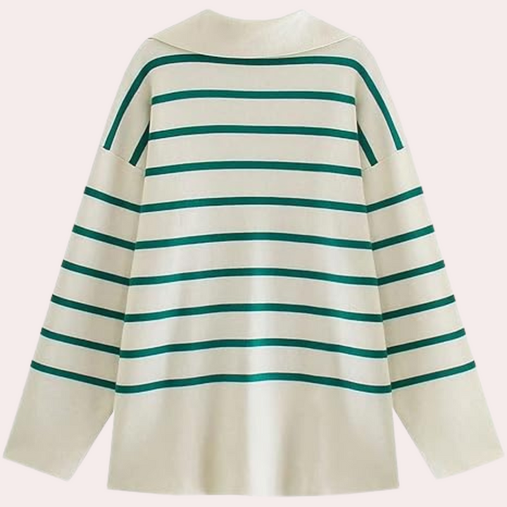 Beige trui met groene strepen, lange mouwen, ronde hals. Modieuze dameskleding, comfortabele pasvorm, ideaal voor casual en trendy outfits.