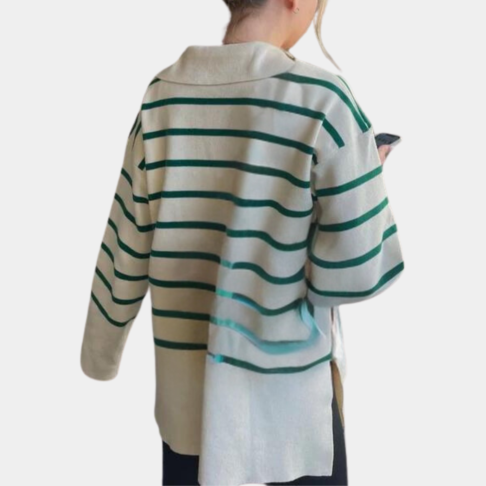 Beige gestreepte trui met groene strepen, damesmode, casual stijl, comfortabele pasvorm, trendy kleding, herfst- en wintercollectie.