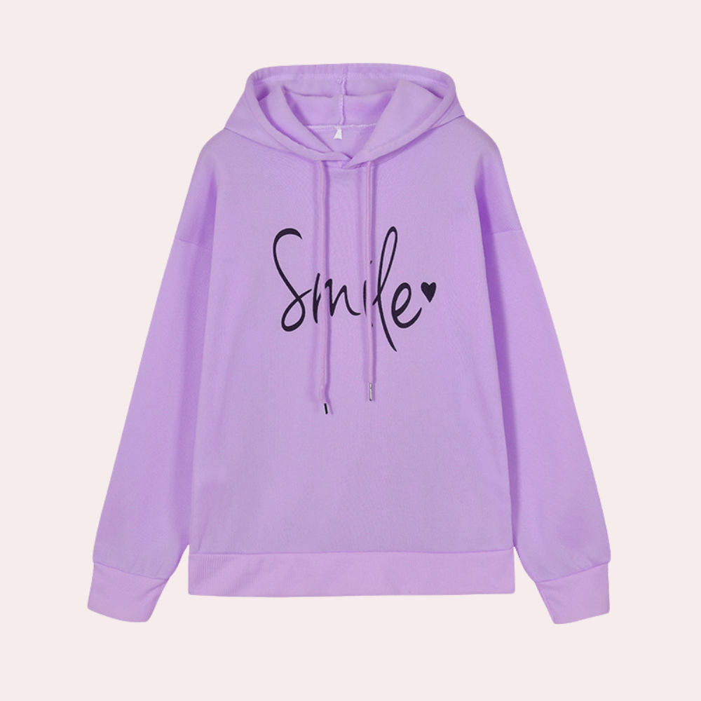 Lila hoodie met capuchon, opdruk "Smile" en hartje, damesmode, casual streetwear, comfortabele katoenen trui, trendy herfstkleding.