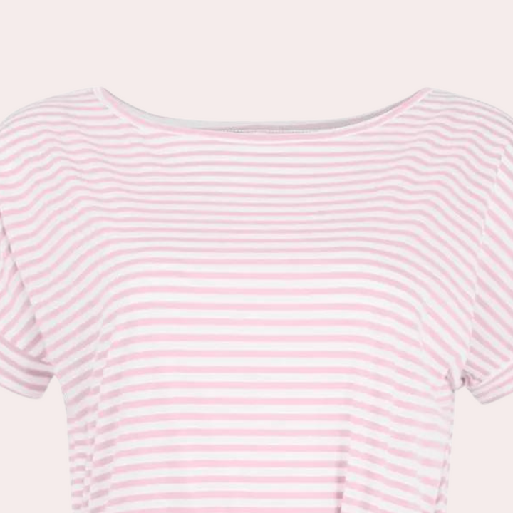Roze en wit gestreept T-shirt voor dames, korte mouwen, ronde hals. Modieuze casual top, comfortabel en stijlvol voor dagelijks gebruik.