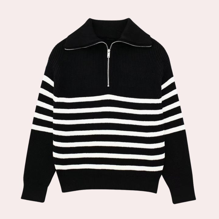 Zwarte trui met witte strepen en halve rits, damesmode, gestreept design, casual kleding, herfst-winter collectie, trendy en stijlvol.