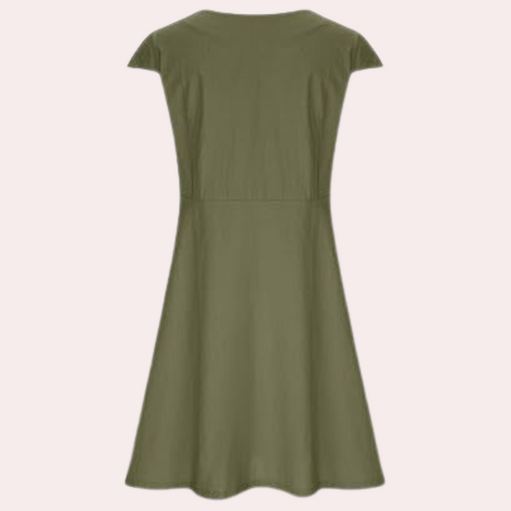 Olijfgroene damesjurk met korte mouwen, A-lijn silhouet en ronde hals. Perfect voor casual en formele gelegenheden. Comfortabele en stijlvolle pasvorm.