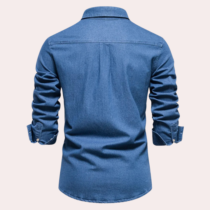 Blauwe denim overhemd voor heren, lange mouwen, casual stijl, knoopsluiting, geschikt voor dagelijks gebruik en modieuze outfits.