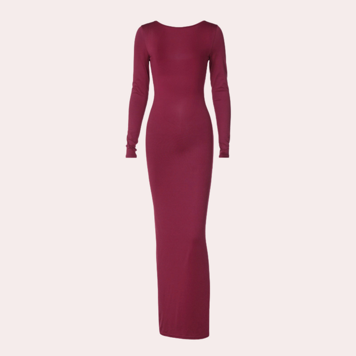 Wijnrode lange jurk met lange mouwen, elegante bodycon pasvorm, ideaal voor avondkleding en formele gelegenheden.