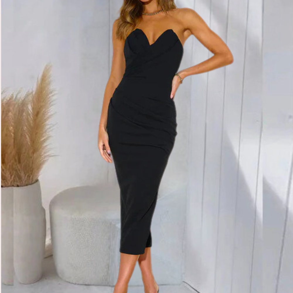 Elegante zwarte strapless jurk, bodycon pasvorm, perfect voor avondkleding. Stijlvolle damesmode, ideaal voor feestjes en speciale gelegenheden.