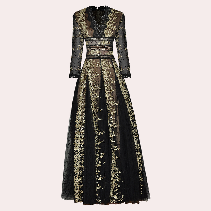 Zwarte avondjurk met lange mouwen, gouden bloemenkant en transparante details. Perfect voor gala's en formele evenementen. Elegante damesmode.