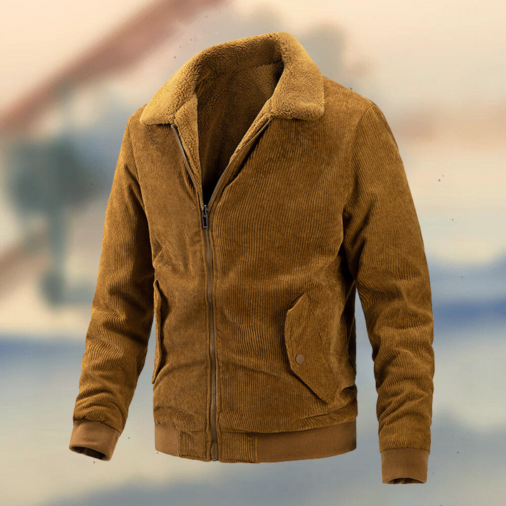 Camelkleurige corduroy jas met schapenvachtkraag, ritssluiting en zakken. Stijlvolle herenjassen, wintermode, warme bovenkleding.