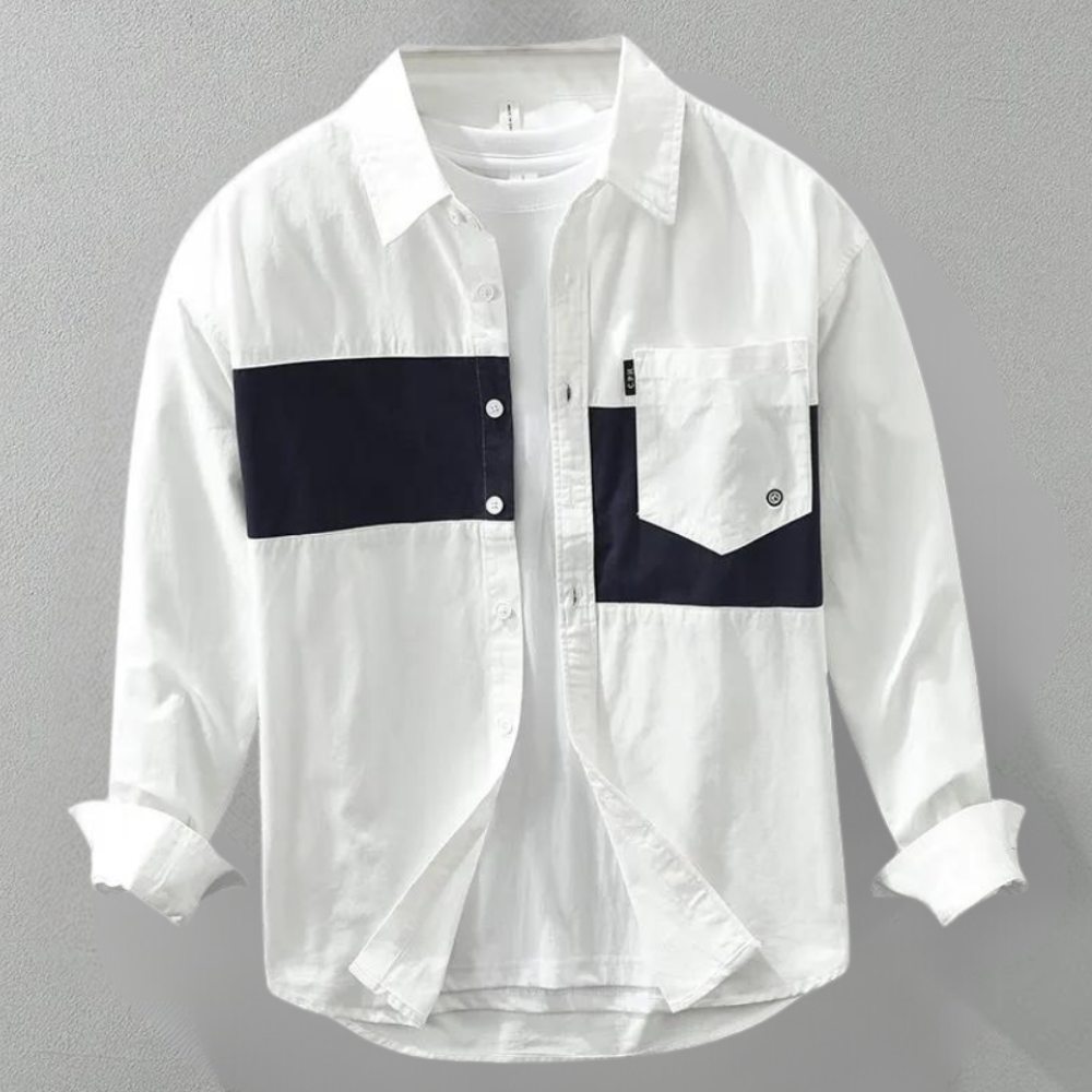 Witte herenoverhemd met zwarte horizontale streep, lange mouwen, borstzak en knoopsluiting. Stijlvol casual design, perfect voor dagelijks gebruik.