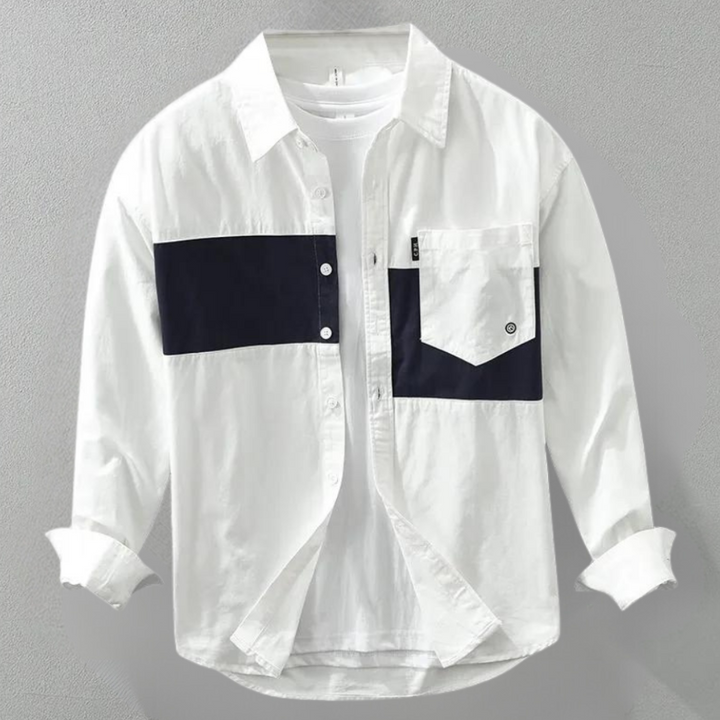 Witte herenoverhemd met zwarte horizontale streep, lange mouwen, borstzak en knoopsluiting. Stijlvol casual design, perfect voor dagelijks gebruik.