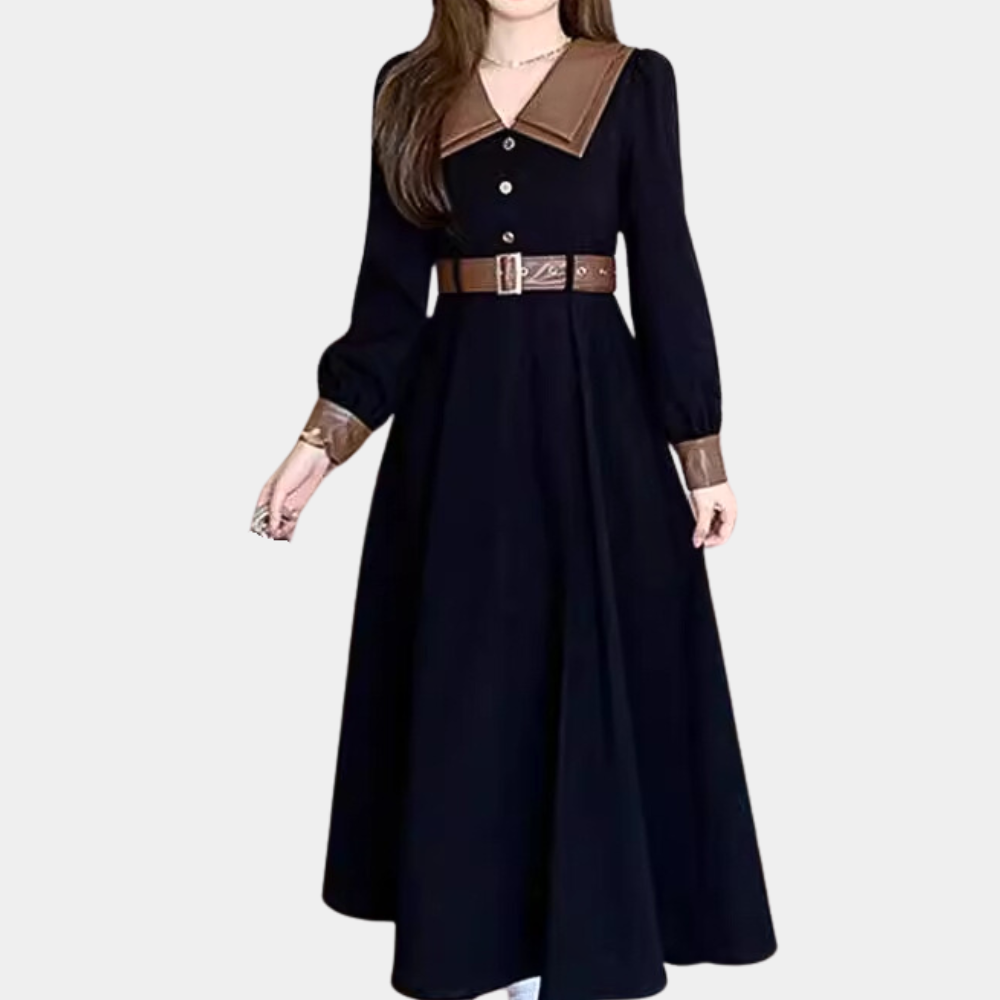 Zwarte lange jurk met bruine kraag en riem, knoopsluiting, lange mouwen. Elegante damesmode, vintage stijl, perfect voor formele gelegenheden.