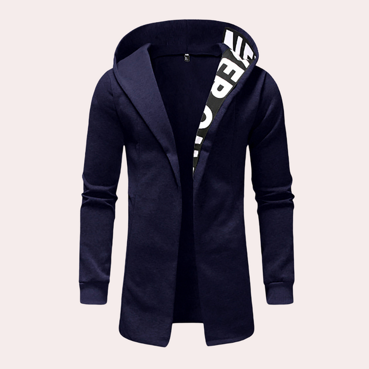 Donkerblauwe heren hoodie met capuchon, lange mouwen en grafische print. Stijlvolle casual kleding voor mannen, perfect voor dagelijks gebruik.
