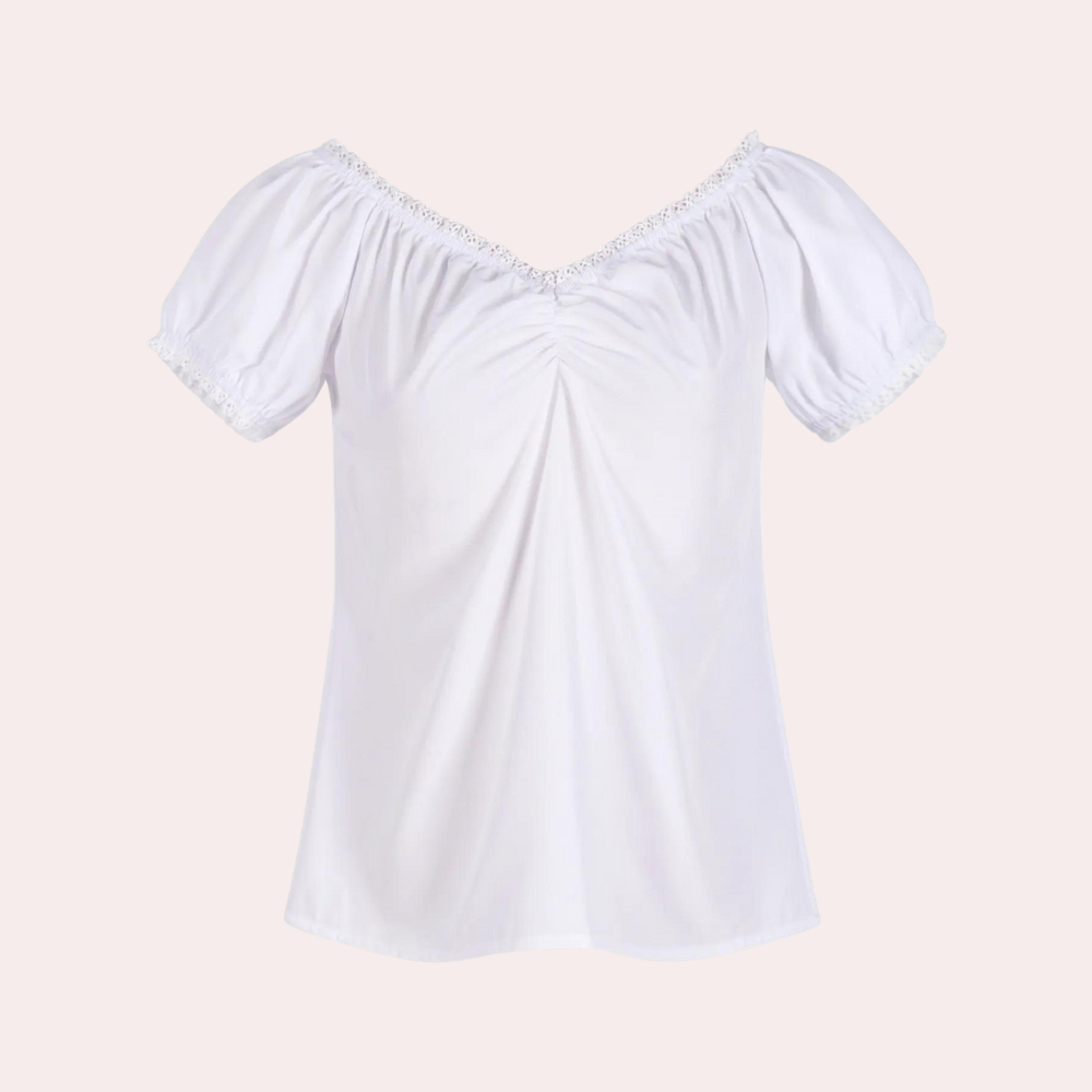 Witte off-shoulder blouse met korte pofmouwen en ruches, damesmode, zomerkleding, elegante top, casual stijl, katoenmix.