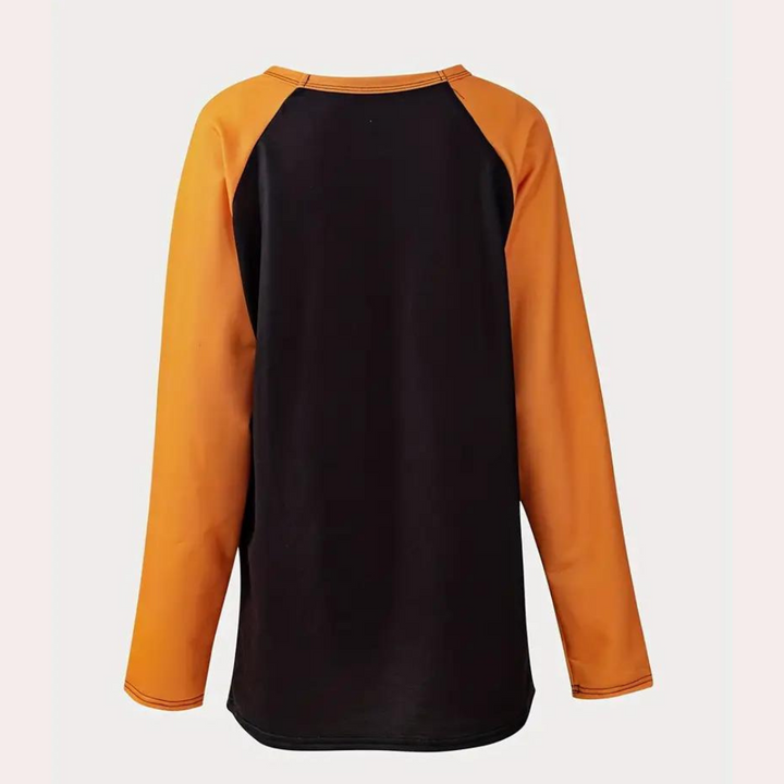 Oranje en zwart raglan T-shirt met lange mouwen, achteraanzicht. Comfortabele casual stijl, geschikt voor dagelijks gebruik. Unisex kleding.