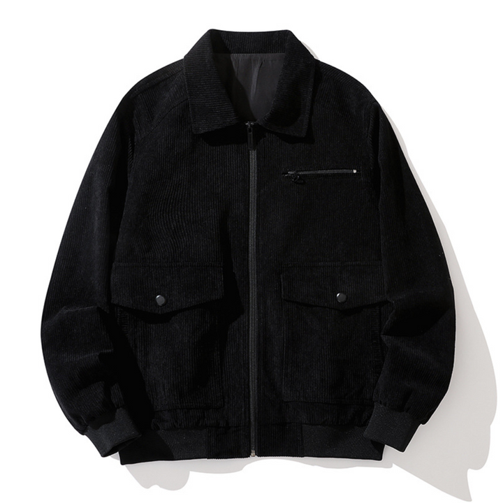Zwarte corduroy jas met ritssluiting, borstzak met rits en twee voorzakken met knopen. Stijlvolle herenjassen, herfst- en wintermode.
