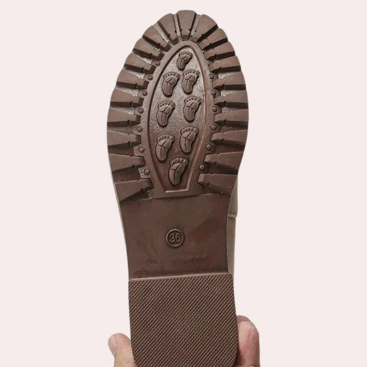 Roze dameslaars zool met antislipprofiel en voetafdrukpatroon, maat 36. Ideaal voor stevige grip en comfort. Perfect voor dagelijks gebruik.