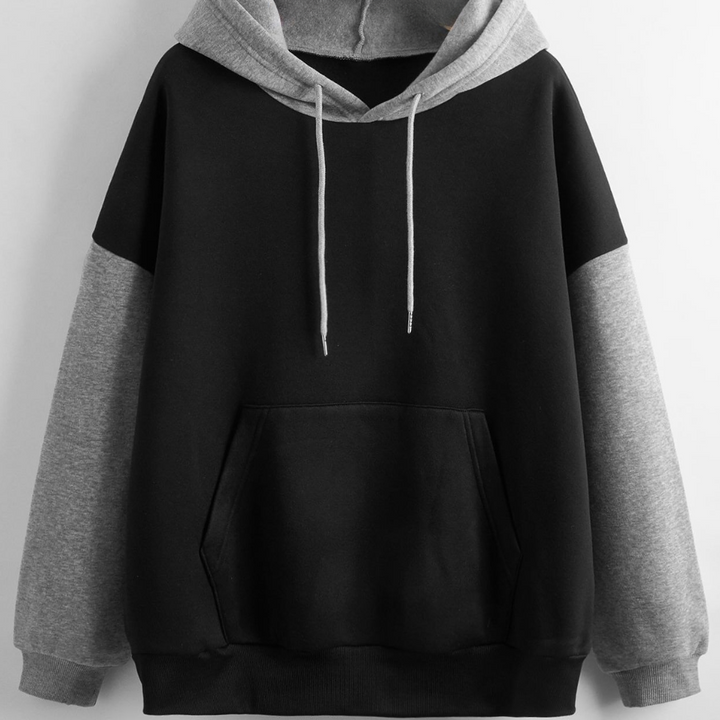 Zwart-grijze hoodie met capuchon, buidelzak en lange mouwen. Comfortabele unisex sweater, ideaal voor casual en sportieve outfits.