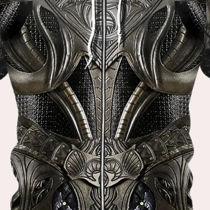 Gedetailleerd zwart en zilver harnas met futuristisch ontwerp, metalen textuur en ingewikkelde patronen. Ideaal voor cosplay en LARP.