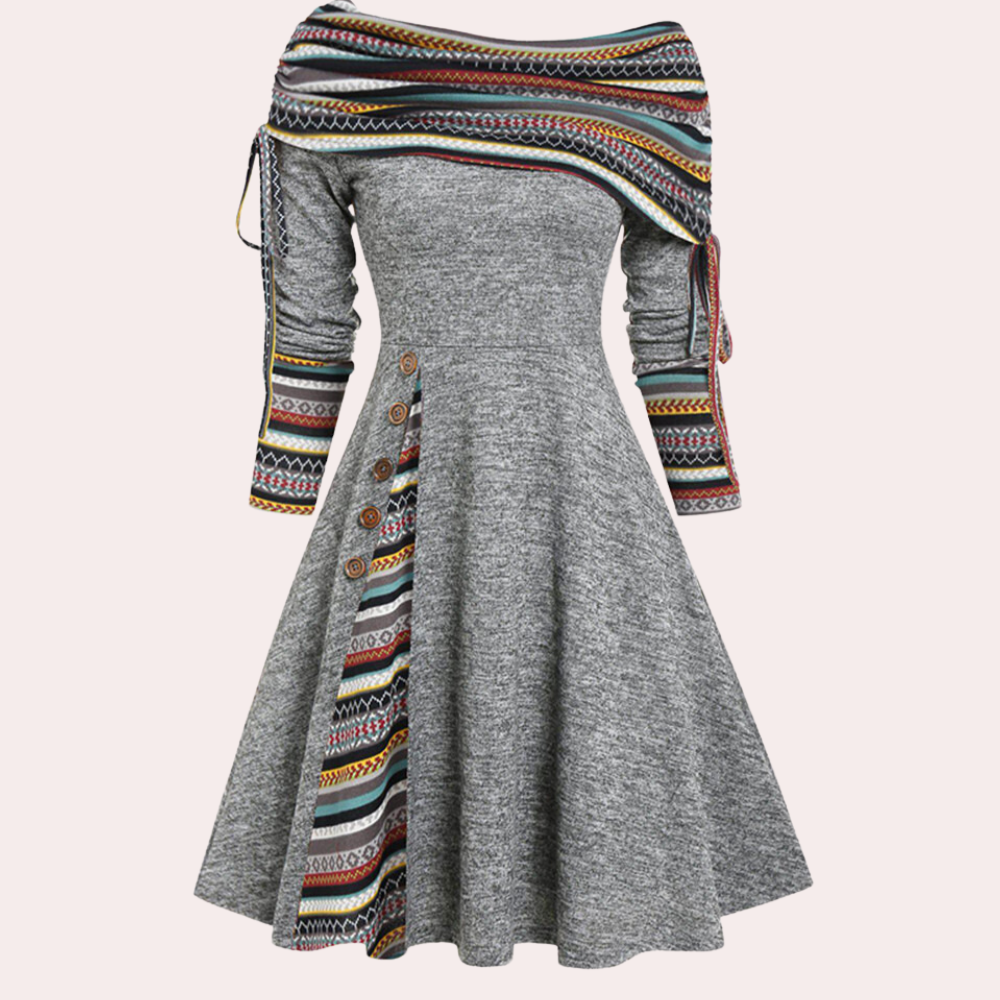 Grijze off-shoulder jurk met kleurrijke etnische patronen en knopen, Winona-stijl, damesmode, boho-chic, herfstkleding.