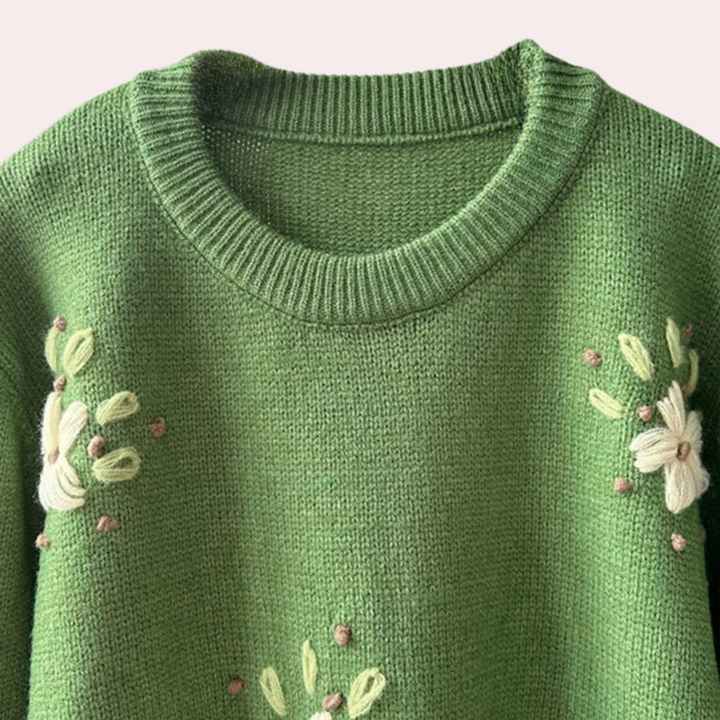 Groene gebreide trui met ronde hals en geborduurde bloemen, damesmode, herfstkleding, casual stijl, comfortabele stof.