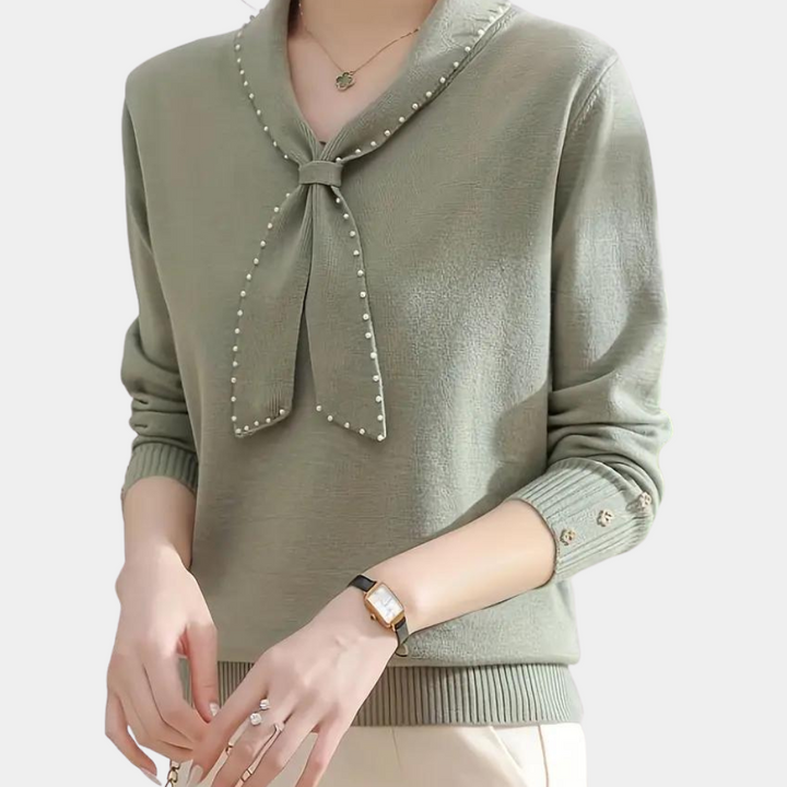 Groene damestrui met pareldecoratie en strikdetail, lange mouwen, casual elegant ontwerp. Perfect voor herfstmode en stijlvolle outfits.