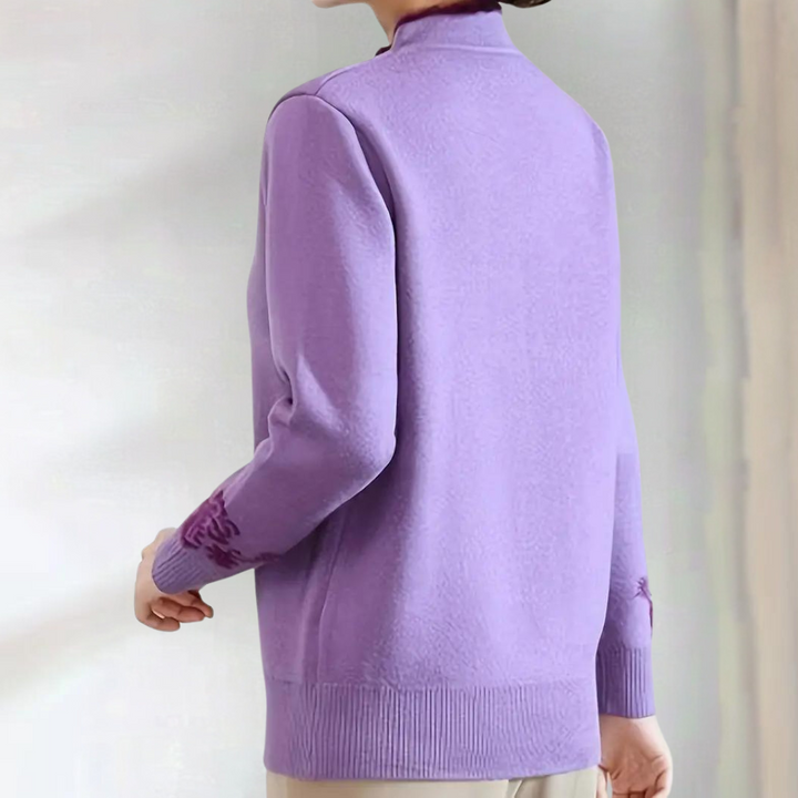 Paarse damestrui met lange mouwen, gemaakt van zachte stof, ideaal voor herfstmode. Comfortabele pasvorm, perfect voor casual en stijlvolle outfits.
