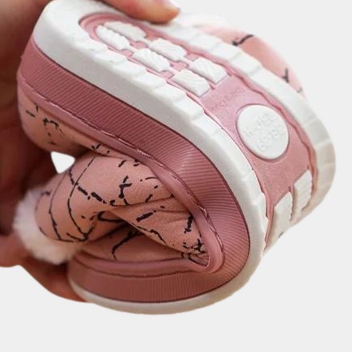 Roze kinderschoen met flexibele zool, antislip en marmerpatroon. Ideaal voor peuters. Comfortabele en duurzame kinderschoenen.