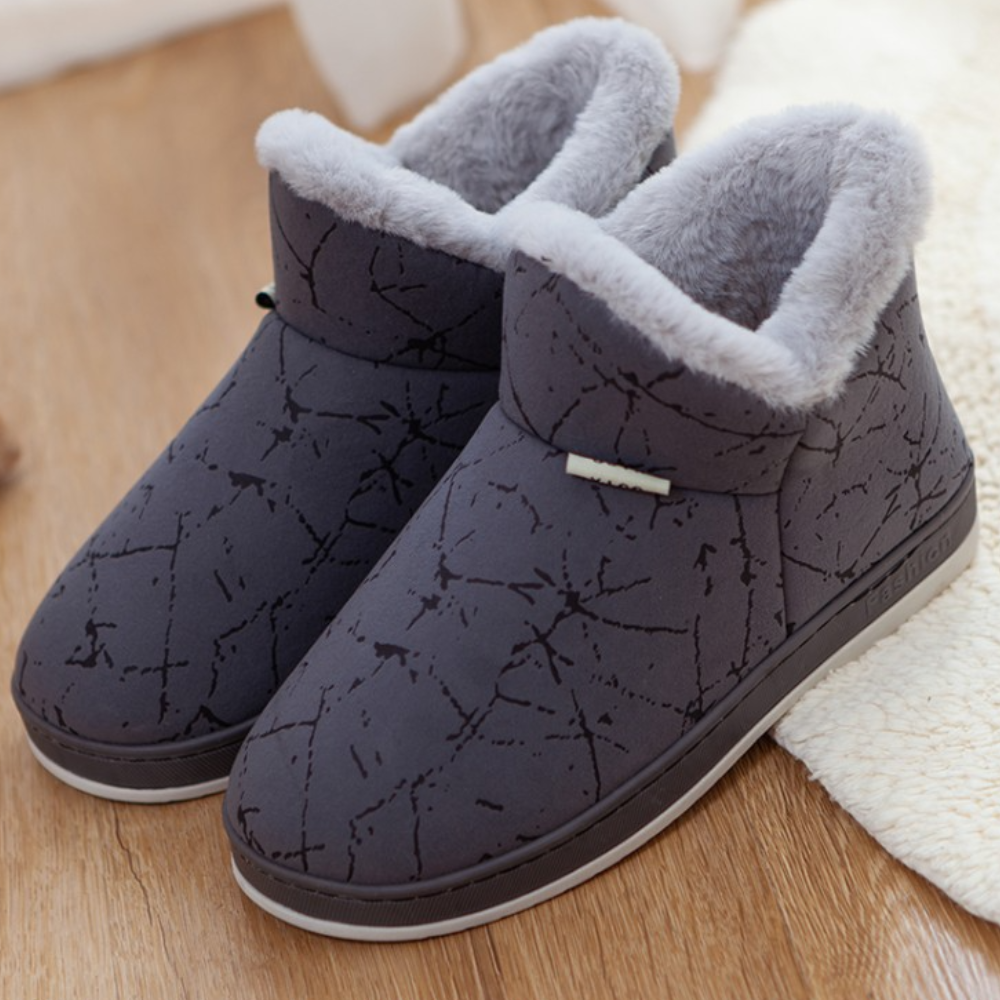 Grijze winterpantoffels met bontvoering, antislipzool en marmerpatroon, ideaal voor warme voeten in huis. Comfortabele en stijlvolle huisschoenen.