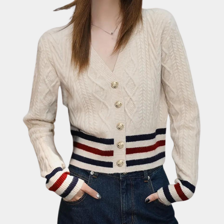 Dames gebreid vest met kabelpatroon, V-hals en knopen, crèmekleurig met rood-blauwe strepen, casual mode, herfstkleding, trendy dameskleding.