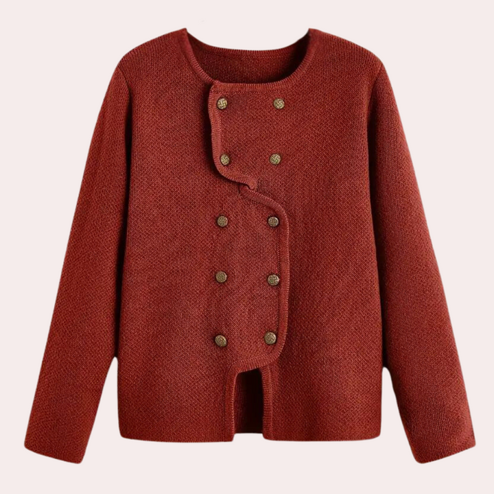 Rode damestrui met asymmetrische knoopsluiting, lange mouwen en ronde hals. Modieuze gebreide stof, ideaal voor herfst- en wintermode.