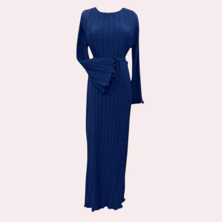 Blauwe geplooide maxi-jurk met lange mouwen en ceintuur, elegante avondjurk voor dames, modieuze formele kleding, stijlvolle galajurk.