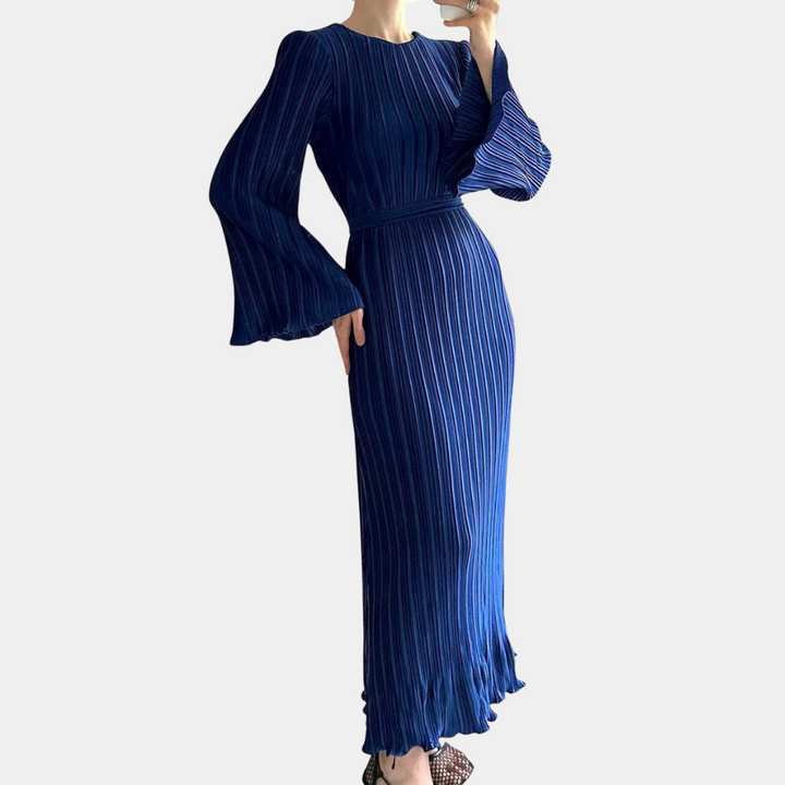 Blauwe geplooide maxi-jurk met lange mouwen en wijde manchetten, elegante avondjurk voor dames, modieuze formele kleding.