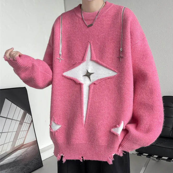 Roze oversized trui met stervormige uitsnijdingen, gerafelde randen en zilveren kettingdetails, trendy streetwear mode, unisex design.