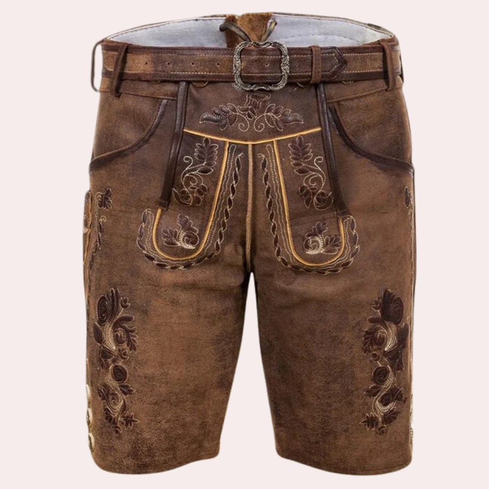 Bruine leren korte broek voor heren met traditionele borduursels en riem, ideaal voor Oktoberfest, Duitse lederhosen stijl, authentiek design.
